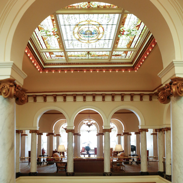 Image_of_lobby_ceiling_at_Capital_Hotel_1873_Member_of_Historic_Hotels_of_America_in_Little_Rock_Arkansas.png