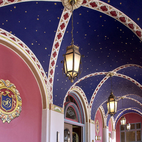 Image_of_painted_ceiling_at_The_Broadmoor_1918_Member_of_Historic_Hotels_of_America_in_Colorado_Springs_Colorado.png