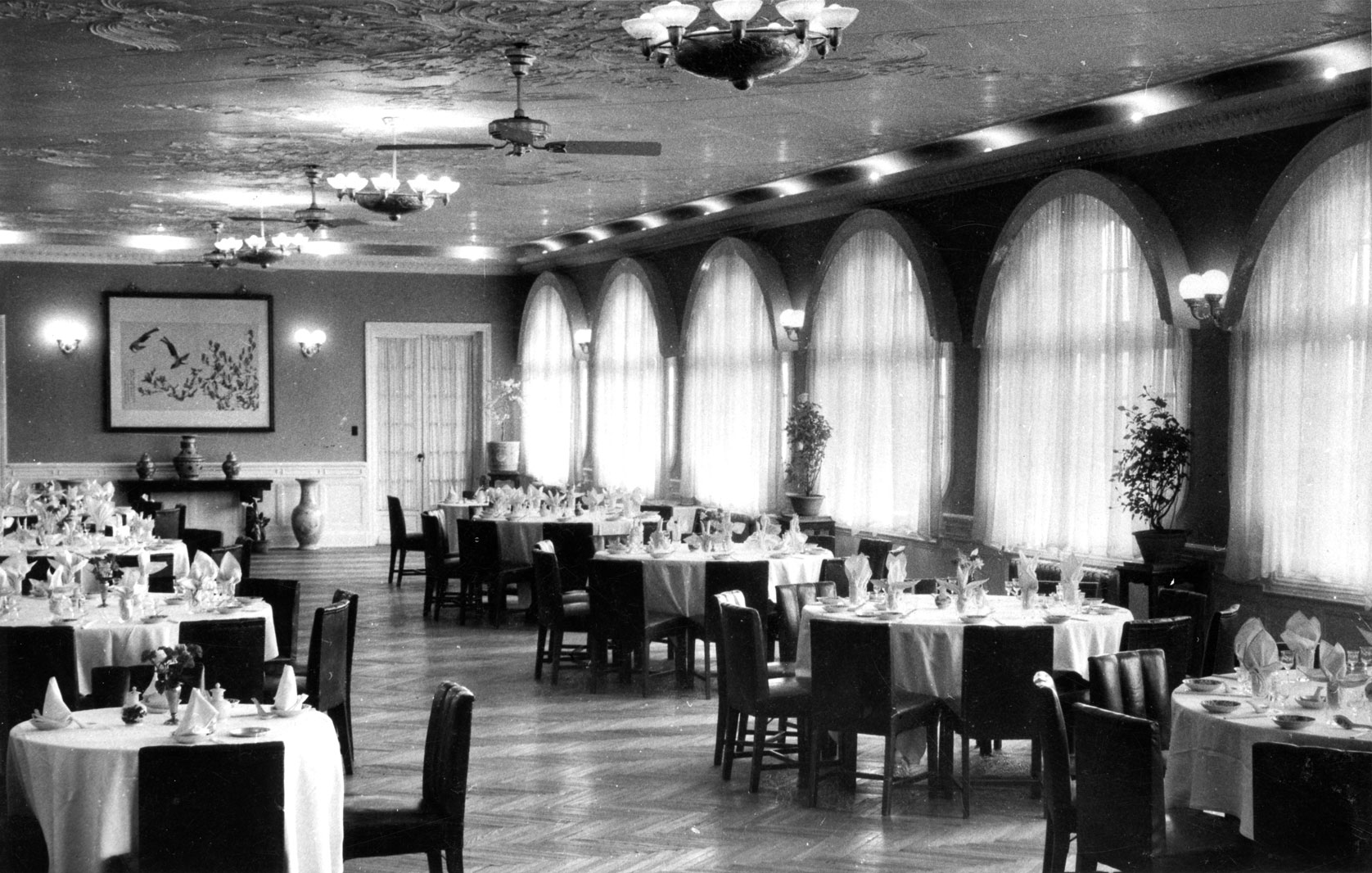 Historical image of the banquet room at Beijing Hotel NUO, 1917, a member of Historic Hotels Worldwide, Beijing, China