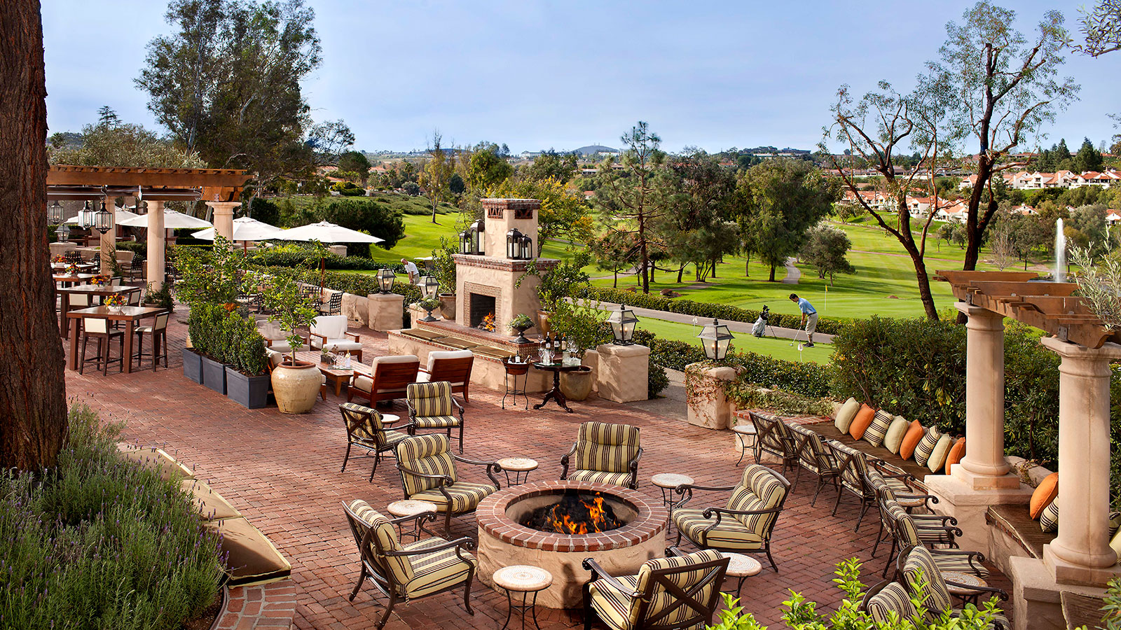 Image of patio at the Rancho Bernardo Inn in San Diego California