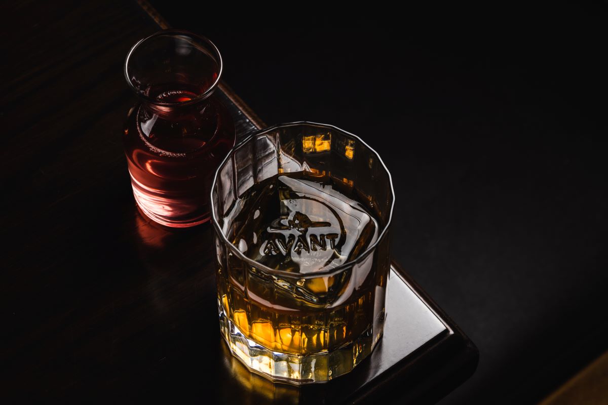 Image of cocktails at Rancho Bernardo Inn, a member of Historic Hotels of America since 2021, dates back to 1963.