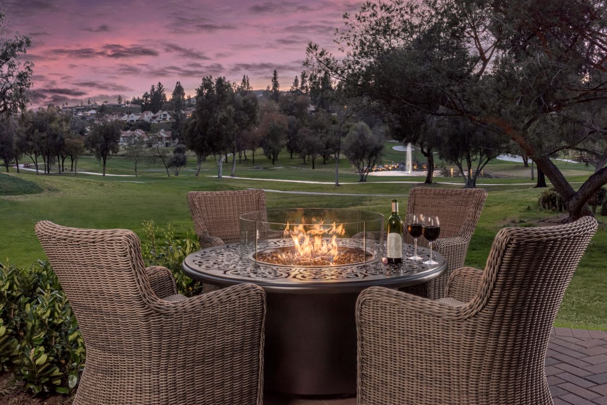 Image of patio at Rancho Bernardo Inn, a member of Historic Hotels of America since 2021, dates back to 1963.