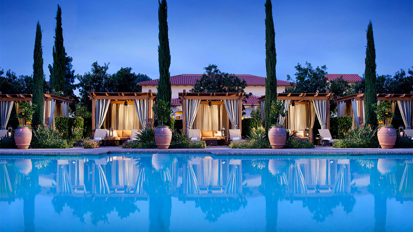 Image of pool at the Rancho Bernardo Inn in San Diego California