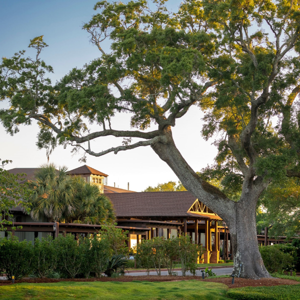 Image_of_Gardens_at_Grand_Hotel_Golf_Resort__Spa_1847_Member_of_Historic_Hotels_of_America_in_Point_Clear_Alabama.png