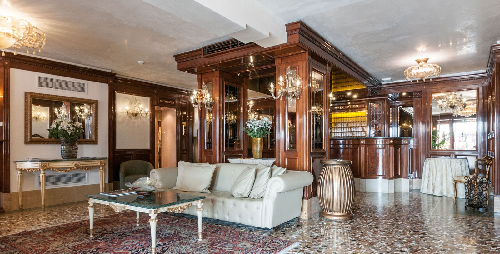 Image of Hotel Lobby of Hotel Savoia & Jolanda, 19th century, a member of Historic Hotels Worldwide in Venice, Italy