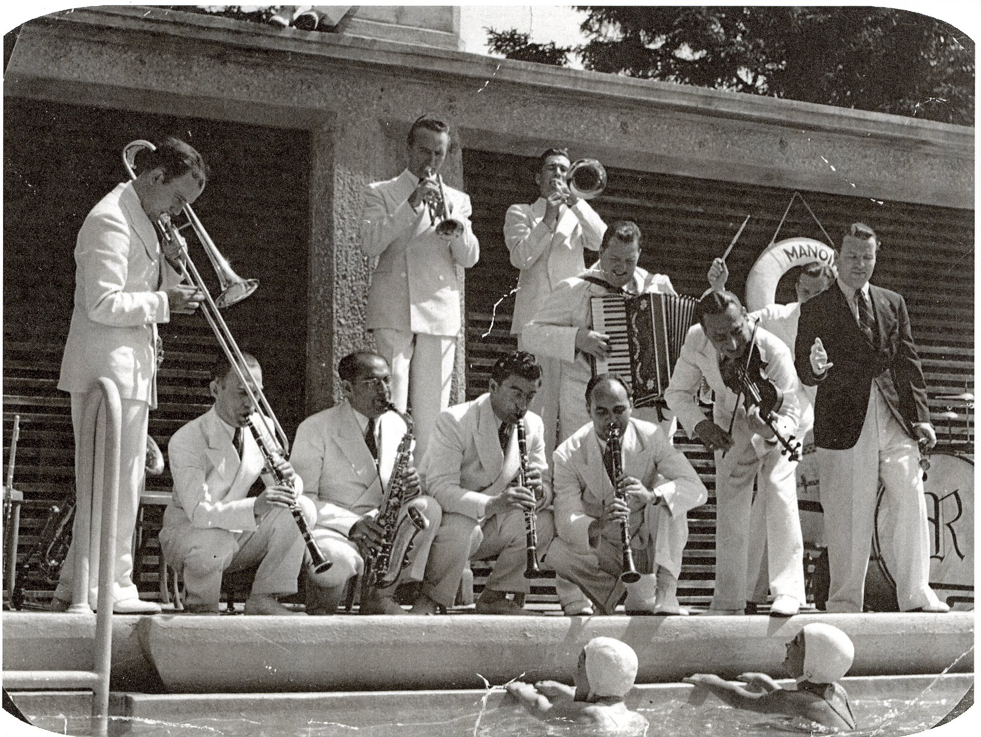 Historical image of guests swimming in the outdoor pool at Fairmont Le Manoir Richelieu, 1899, a member of Historic Hotels Worldwide since 2018, Charlevoix, Quebec, Canada