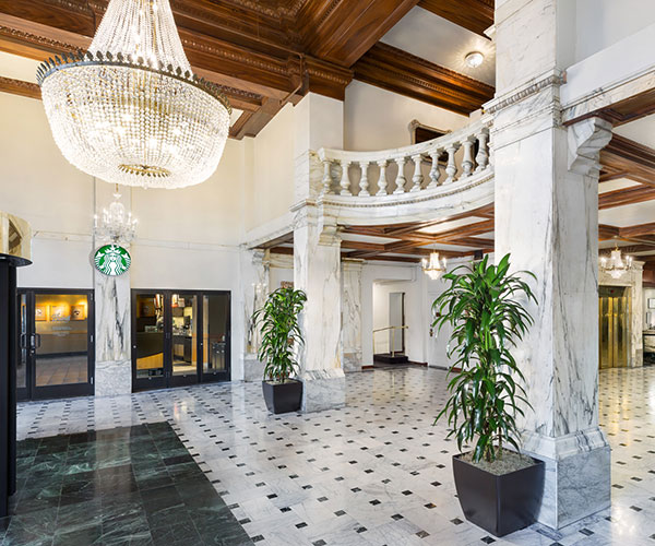 Image-of-Interior-Front-Entrance-Hotel-Whitcomb-San-Francisco-California.jpg